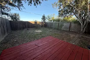 1510 S Medina St, Lockhart, TX 78644 - Photo 19