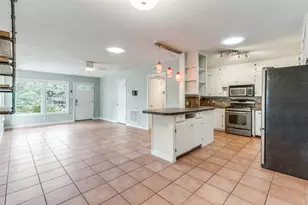 11504 Oakwood Dr, Austin, TX 78753 - Photo 9