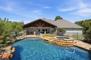 209 Park Pl Dr, Georgetown, TX 78628 - Photo 3