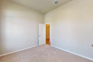 1009 Sydney Blvd, Thorndale, TX 76577 - Photo 23