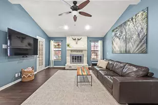 303 Pin Oak Dr, Georgetown, TX 78628 - Photo 7
