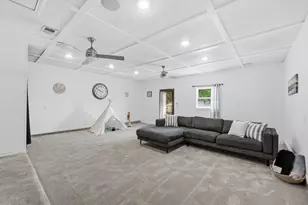 303 Pin Oak Dr, Georgetown, TX 78628 - Photo 11