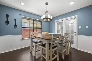 303 Pin Oak Dr, Georgetown, TX 78628 - Photo 13