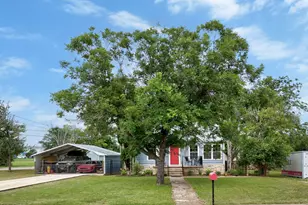 2120 Leander St, Georgetown, TX 78626 - Photo 3