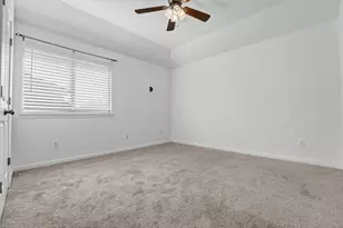 311 Sycamore St, Georgetown, TX 78633 - Photo 11