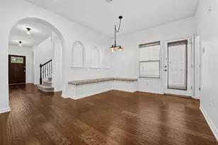 311 Sycamore St, Georgetown, TX 78633 - Photo 3