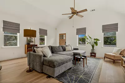 1711 Kenwood Avenue, Austin, TX 78704 - Photo 5
