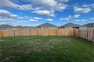 110 Mountain Maple St, Hutto, TX 78634 - Photo 15