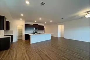 110 Mountain Maple St, Hutto, TX 78634 - Photo 3