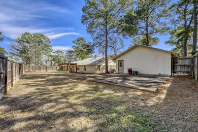 102 Lei Court, Bastrop, TX 78602 - Photo 25