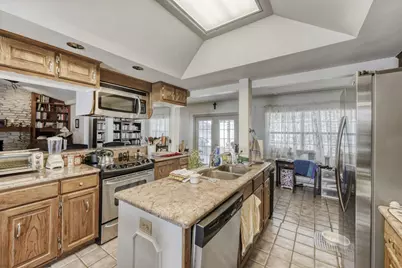 102 Lei Court, Bastrop, TX 78602 - Photo 15