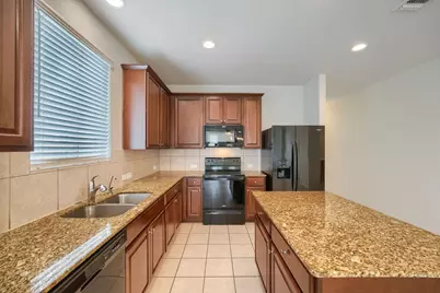 616 Sonterra Boulevard, Jarrell, TX 76537 - Photo 9