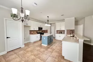 17821 Floribundas, Elgin, TX 78621 - Photo 11