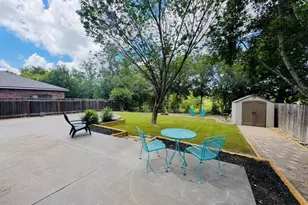 17821 Floribundas, Elgin, TX 78621 - Photo 7