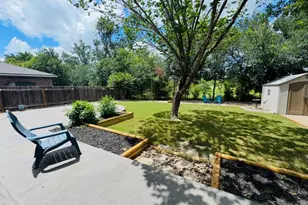 17821 Floribundas, Elgin, TX 78621 - Photo 33