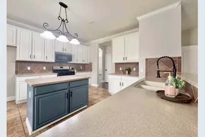17821 Floribundas, Elgin, TX 78621 - Photo 9