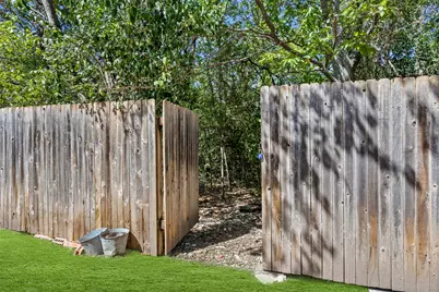 13019 Scofield Farms Drive, Austin, TX 78727 - Photo 5