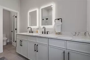 1109 W Annie St, Austin, TX 78704 - Photo 13
