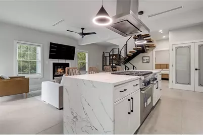 1109 W Annie Street, Austin, TX 78704 - Photo 9