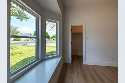 8111 Elkhorn Mountain Trail, Austin, TX 78729 - Photo 25