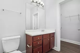 1901 Crossing Pl, Austin, TX 78741 - Photo 13
