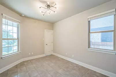 305 Crossvine Trail, Georgetown, TX 78626 - Photo 9
