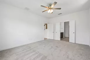 205 Red Wolf Dr, Jarrell, TX 76537 - Photo 11
