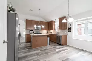 1310 Rainbow Parke Dr, Round Rock, TX 78665 - Photo 9