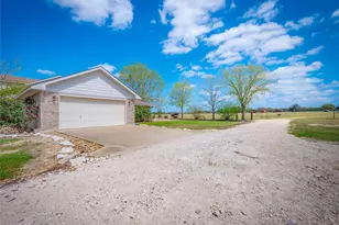 1281 Private Rd 7037, Lexington, TX 78947 - Photo 35