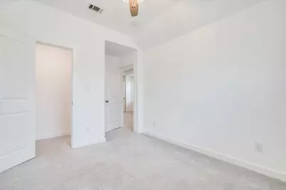 8008 Prairie Rye Drive, Lago Vista, TX 78645 - Photo 15