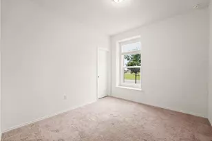 7404 Lowery Xing, Austin, TX 78744 - Photo 23