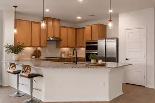 7404 Lowery Xing, Austin, TX 78744 - Photo 3