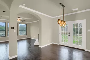 6921 Barstow Ct, Austin, TX 78749 - Photo 9