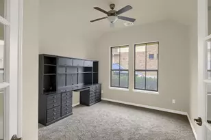 6921 Barstow Ct, Austin, TX 78749 - Photo 11