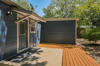 1001 E 39th Street, Austin, TX 78751 - Photo 17