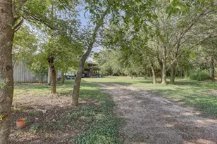 1409 State Hwy 22, Whitney, TX 76692 - Photo 13