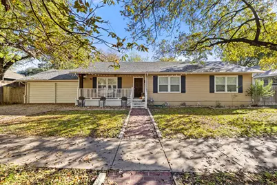 1221 S Austin Avenue, Georgetown, TX 78626 - Photo 1