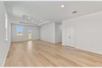 100 Eagle Valley Drive, Elgin, TX 78621 - Photo 17