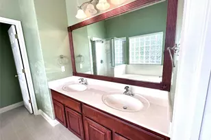 10200 Channel Island Dr, Austin, TX 78747 - Photo 15