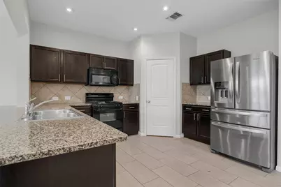 518 Luna Vista Drive, Hutto, TX 78634 - Photo 7