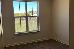 2624 Metcalfe Rd, Austin, TX 78741 - Photo 9