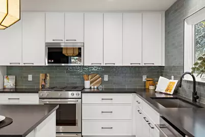 8102 Burrell Drive, Austin, TX 78757 - Photo 11