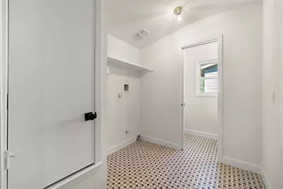 8102 Burrell Drive, Austin, TX 78757 - Photo 25