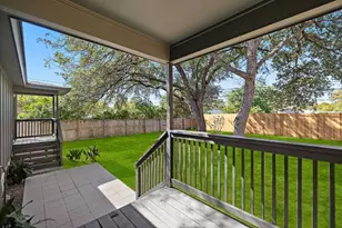 8102 Burrell Dr, Austin, TX 78757 - Photo 27