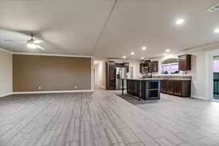 202 Lazy River Ln, Elgin, TX 78621 - Photo 7