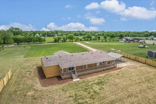 202 Lazy River Ln, Elgin, TX 78621 - Photo 1