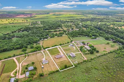 202 Lazy River Lane, Elgin, TX 78621 - Photo 19