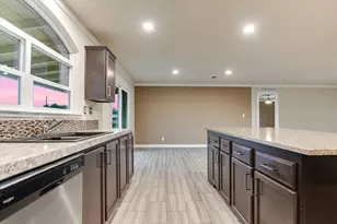 202 Lazy River Ln, Elgin, TX 78621 - Photo 11