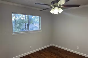 803 W 28th St, Austin, TX 78705 - Photo 7