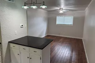 803 W 28th St, Austin, TX 78705 - Photo 3